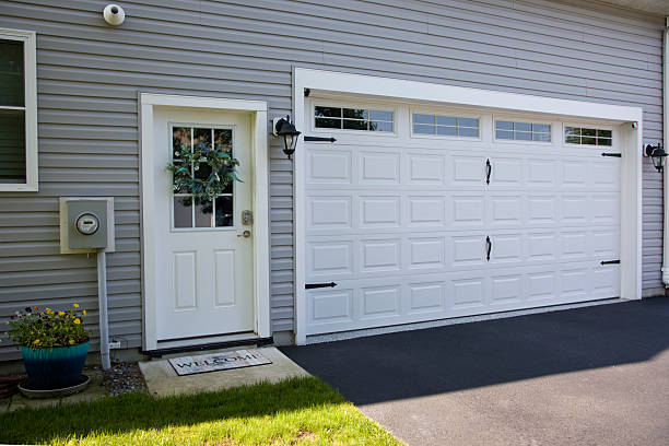 24/7 Emergency Garage Door Panel Replacement experts in Greene County County, AL